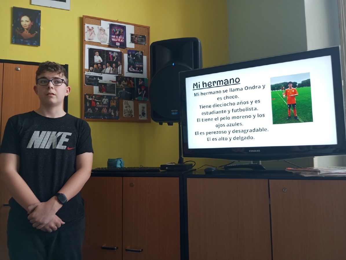 Mezipředmětový projekt „Mi familia“ – kombinace jazykových a počítačových dovedností